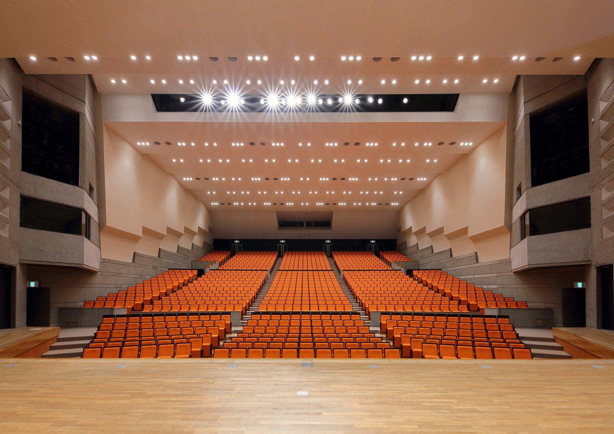 アピオス大ホール アピオス大ホール